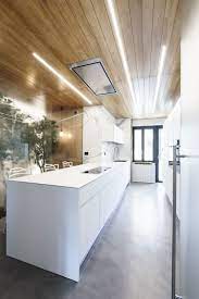 Yff ilu der speisesaal ist modern. Minimalistische Kuche Mit Betonboden Sleek Kitchen Design Sleek Kitchen Modern Kitchen Design