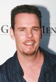 Matt Dillon Latest News, Bio, Profile, Album, Movie and Photo.