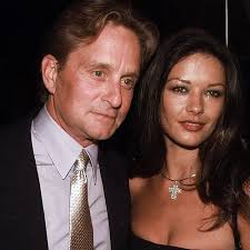 Michael Douglas: Ngôi Sao Kì Cựu Cả Trước Và Sau Máy Quay!