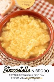Proprio per questo motivo, il latticino in questione, viene considerato particolarmente grasso, con circa 230 kcal per ogni etto del suddetto formaggio. Stracciatella In Brodo Fatto In Casa Da Benedetta Ricette Ricette Di Cucina Idee Alimentari