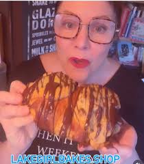 Buy Crookie Croissant Chocolate Chip Online in India