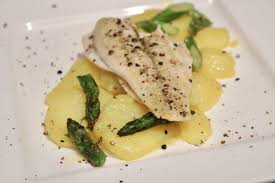 Schollenfilet Auf Kartoffelsalat Mit Grunem Spargel Zu Faul Zum Kochen Schollenfilet Kartoffelsalat Gruner Spargel