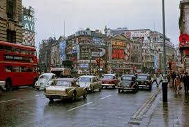 Flashbak - Piccadilly Circus, London - July 1964 | Facebook