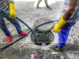 Unblocking Toilet Drains Sewers Kitchen Sinks By Hydro Jetting Machine Plumbers In Nepal In 2021 Cleaning Service Septic Tank Toilet Drain
