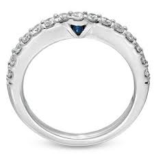 Love This Vera Wang Wedding Band With The Hidden Sapphire Which Is A Symbol Of Faithful Vera Wang Engagement Rings Delicate Gold Ring Diamond Anniversary Bands