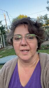 Here is a great tip for starting the school year off strong by opening up  the lines of communication between you and your child's teacher(s). Let me  know if you have any questions and email me at ...