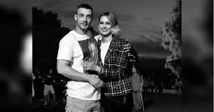 Однако семейное счастье не продлилось и года. Zvezda Ukrainskih Serialov Vyshla Zamuzh Za Rossijskogo Aktera Foto Video Fakti