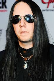 We are heartbroken to share the news that joey jordison, prolific drummer D2vtjfifqyzwam