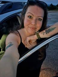 Let me introduce to you, the 4.8 mile in and out Winding Stairs portion of  Eagle Rock Loop in the Ouachita Mountains. I've done this hike more than  any other hike in