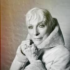 Another delightful @earlrosecomposer & Friends show in Café Carlyle with  music by @arcostanzo. A performance filled with meaningful conversation and  outstanding music. Join us for another Earl Rose & Friends performance on