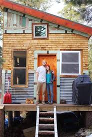 15 Incredible Self Sustaining Homes For Your Homesteading Passion Cabin Homes Tiny House Tiny Cabin