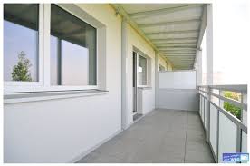 Die attraktive wohnung befindet sich in der ersten oder dritten etage eines gepflegten altbaus. 2 Zimmer Wohnung Zu Vermieten Otto Schlag Str 36 06667 Weissenfels Mapio Net