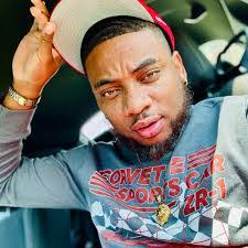 Kenyatta Fisher's Instagram, Twitter & Facebook