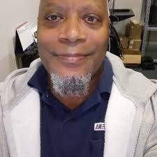 Wow, you're gorgeous. Are you in the Army FOS so you in the military? I  sure 20 years in the morning core retired.