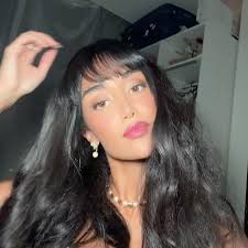 Our new favorite product- GET A NEW LOOK IN 2 SECONDS!