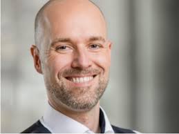In 2000, he graduated from the theatre faculty of the academy of. Ey Startup Stephan Hofmann