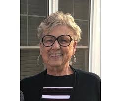 Amy Spires's Instagram, Twitter & Facebook