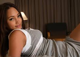 JavTube Japan AV Idol Realstreetangels Ray ラテン系ハーフ美女レイ xXx Pic 3!