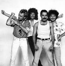 In Love With Queen Rogermaylor Badgers In Clogs Illtakeyoutothesevenseasofrhye Last Horizon Queen At Live Aid Queen Brian May Queen Band Queen Meme