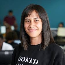 Sheereen Hull's Instagram, Twitter & Facebook