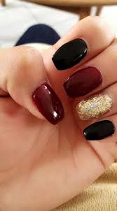 Nails like these are great for the ladies who want stylish statement nails without the long length. Pin On Nails