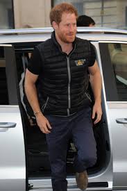 Prince william, who is celebrating his 39th birthday, surprised runners at the queen's prince william was born second in line to the throne at st mary's hospital, paddington, on 21 june 1982. Prince Harry Shows Off His Biceps In A Tight Shirt Makes Us Thank The Heavens Above Prince Harry Prince Harry And Meghan Prince