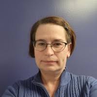 100+ profilů „Gribler“