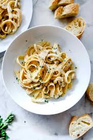 Chicken Alfredo Instant Pot And Stove Top Foodiecrush Com Pasta Fettuccine Alfredo Chicke Chicken Alfredo Pasta Recipes Alfredo Easy Chicken Fettuccine