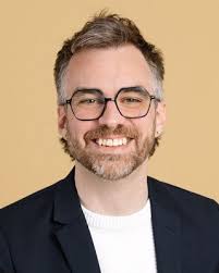 LGBTQ+ Affirming Therapists and Psychologists in Greendale, IN