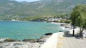 Οι εκδρομείς που ταξιδεύουν με δικό τους σκάφος έχουν στη διάθεση τους τη μαρίνα πόρτο. 4 Apo Tis Kalyteres Paralies Ths Attikhs