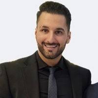 Aarif Deen] Bednar ab bhi khafa hai. Wedgewood ke baare mein uss official  se hui baat-chit ki uski samjhahat: "Referee bola ki whistle nahin bajaya  kyunki humne unke aadmi ko Scott pe