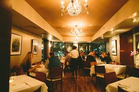 The wine cellar offers service in an exquisite and elegant setting. Private Dining No 9 Park