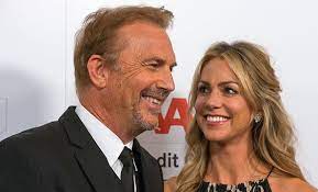 This part isn't nearly as romantic, but kevin and model bridget rooney (at left below) unexpectedly welcomed a child, liam, while he was fresh off of his divorce from cindy. Kevin Costners Grosse Gemischte Familie Mit Allen 7 Kindern