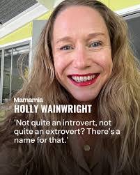 Rina Reid's Instagram, Twitter & Facebook