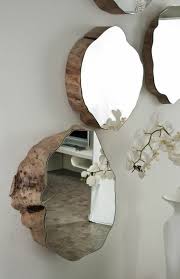 Malen Sie Einen Flur Eine Graue Wand Einige Spiegel Und Eine Orchidee Eine Einen Einige Fl Graue Wande Ideen Zum Selbermachen Fur Zu Hause Dekoration