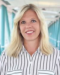 Amber Moreland's Instagram, Twitter & Facebook