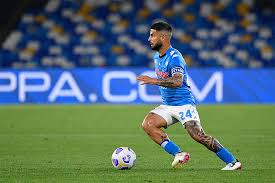 Последние твиты от lorenzo insigne (@lor_insigne). Insine Snova Zabil Obvodyashim Udarom Eto Stil On Idealno Rabotaet 163 Santimetrovym Telom Argonavtika Blogi Sports Ru