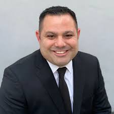 Carlos Morell's Instagram, Twitter & Facebook