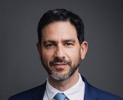 David Bonett's Instagram, Twitter & Facebook