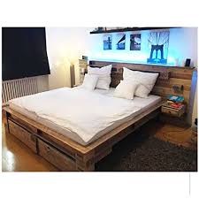 50 schlafzimmer ideen für bett kopfteil selber machen. Paletten Bett Mit Ruckwand