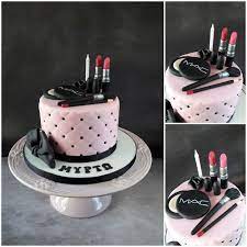 The detail on the pink fondant and of course on the makeup accessories is amazing!! Small Mac Make Up Cake Make Up Cake Cake Cake Cookies