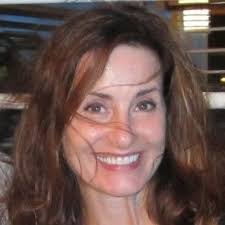 Lynne Pratt's Instagram, Twitter & Facebook