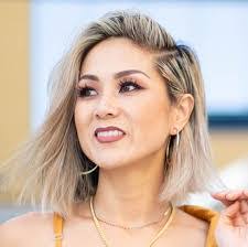 Julie Khuu's Instagram, Twitter & Facebook