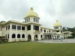 Maybe you would like to learn more about one of these? Istana Negara Jalan Istana Help Your Imagination About King Queen S Lifestyle Review Of The Royal Museum Old Istana Negara Kuala Lumpur Malaysia Tripadvisor
