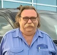 Cameron Hetzel's Instagram, Twitter & Facebook