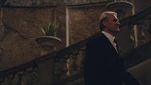 Filled with some awful fight cheorography (plenty of punches that whiffed), acting was pretty bad as well and. Hard Night Falling 2019 Trakt Tv