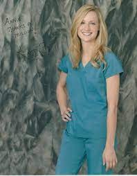 Kerry Bishe Autographed Signed Scrubs Photograph to Annie - Etsy Hong Kong