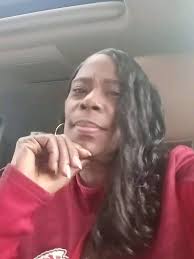 Now you basically tell him to chose her or baby is crazy 😂😂😂