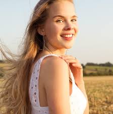 Charlotte Winston's Instagram, Twitter & Facebook