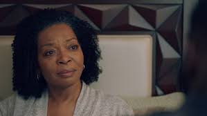 Aunt Vi and Ralph Angel Heal Their Relationship